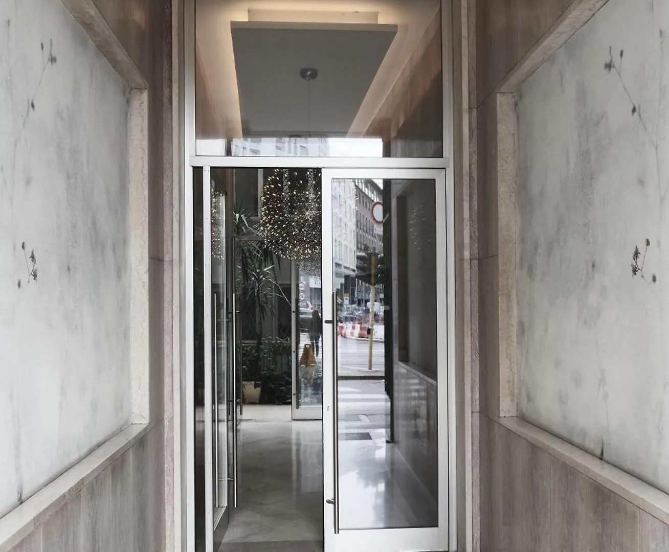 Comecasa Attic 5 Min Walk From Duomo Milan Italy